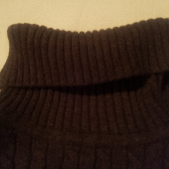 Jeanne Pierre long sleeve gray sweater - Picture 13 of 16